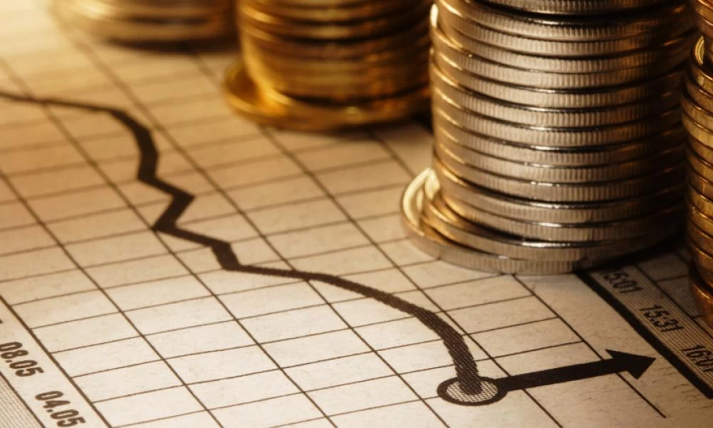 Η Ελλάδα ξαναβγαίνει στις αγορές με επανέκδοση του 15ετούς ομολόγου